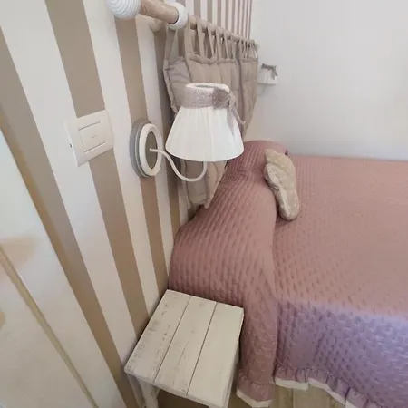 La Maison Del Borgo Antico Oda ve Kahvaltı Bari