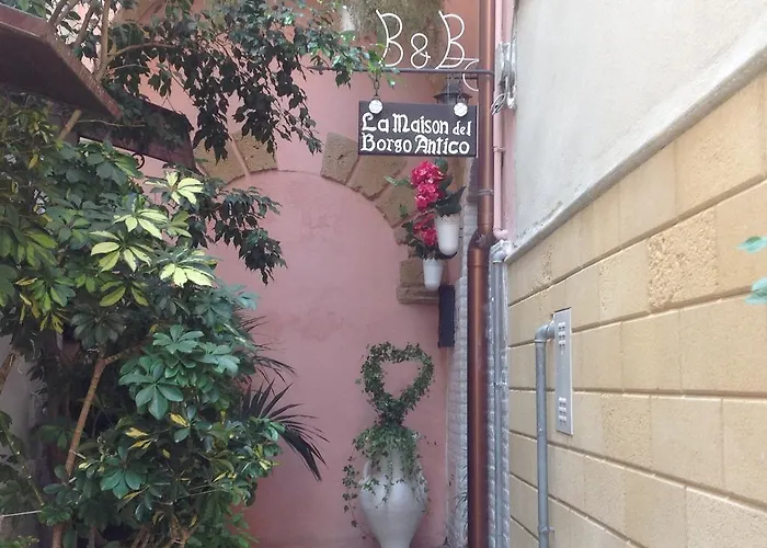 La Maison Del Borgo Antico Nocleg ze śniadaniem 3*